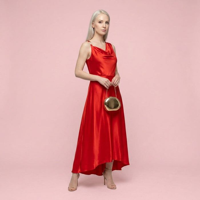 Vestido Acetinado Drapeado com Acessório Dourado — Vermelho