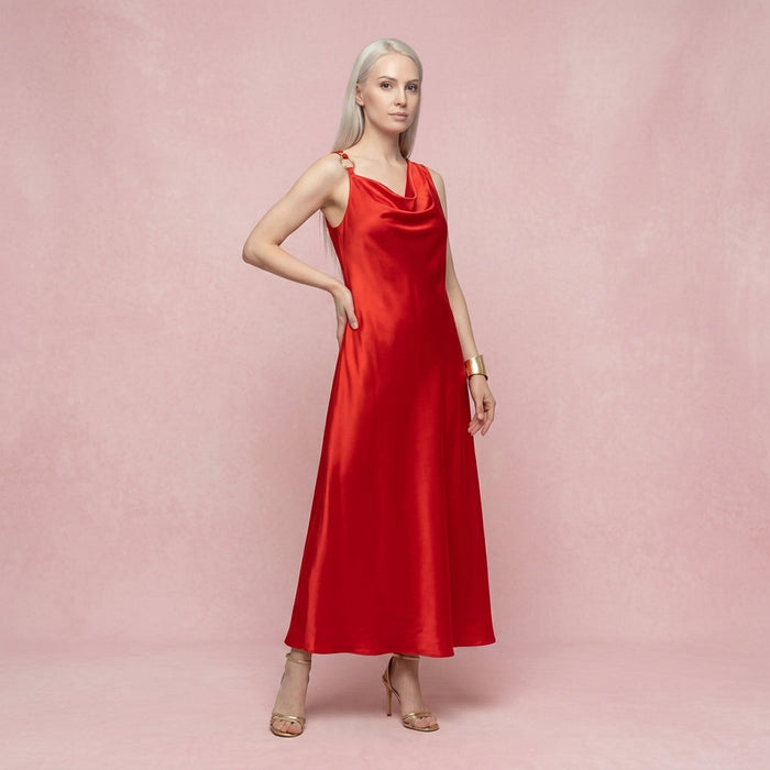 Vestido Acetinado Drapeado com Acessório Dourado — Vermelho