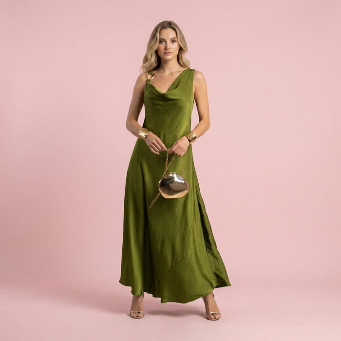 Vestido Acetinado Drapeado com Acessório Dourado — Verde Tropa