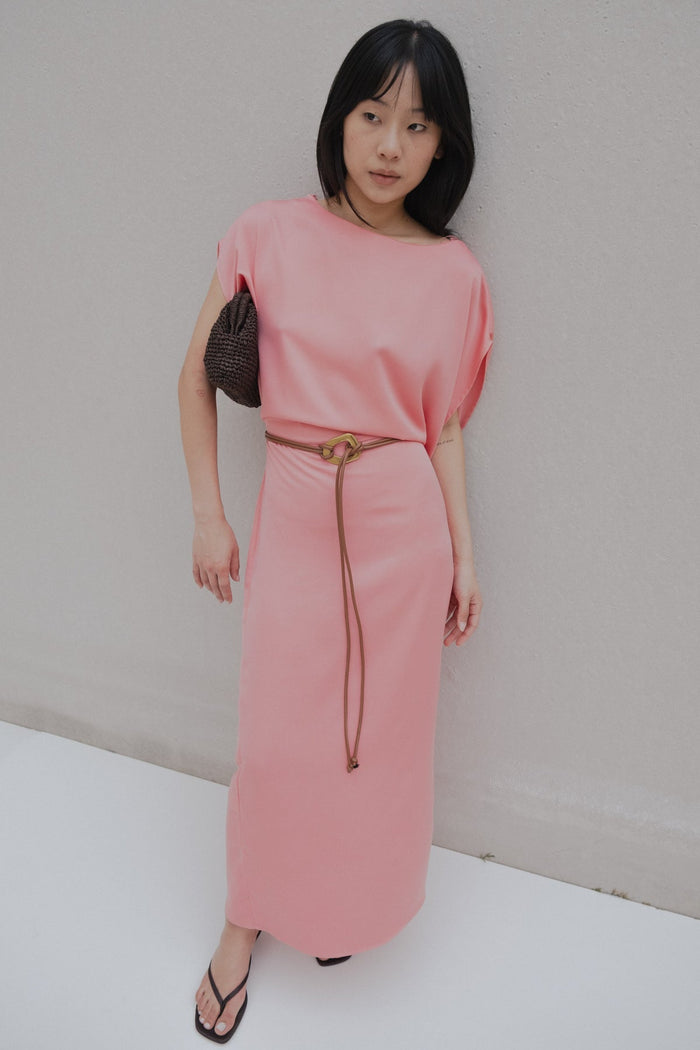Vestido Midi Acetinado Rosa com Cinto
