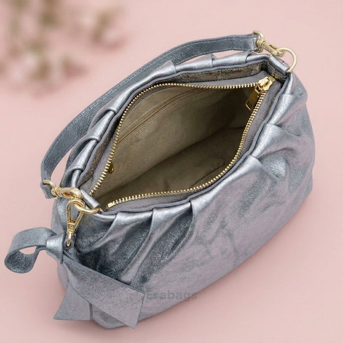 Bolsa de Ombro em Pele Genuína — Prata
